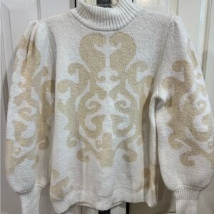 Chic White and Tan Patterned Sweater